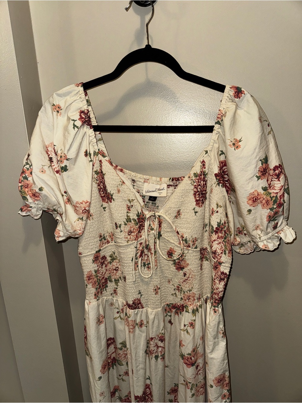 Universal Thread Cream Floral Smocked Midi Dress with Puff Sleeves